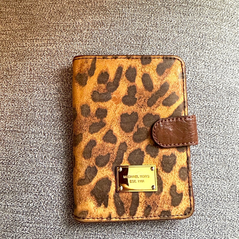 Michael Kors Leopard Wallet